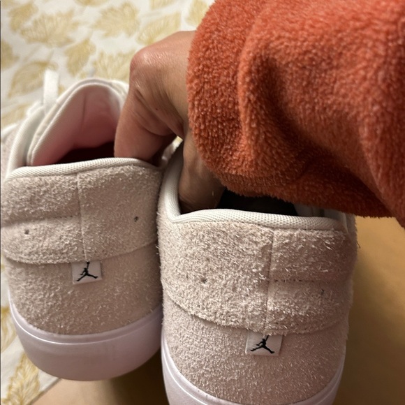 NEW Nike Air Jordan Series .02 Dear Deloris Suede Men’s Shoes Sail/Orange 13 - Picture 4 of 7